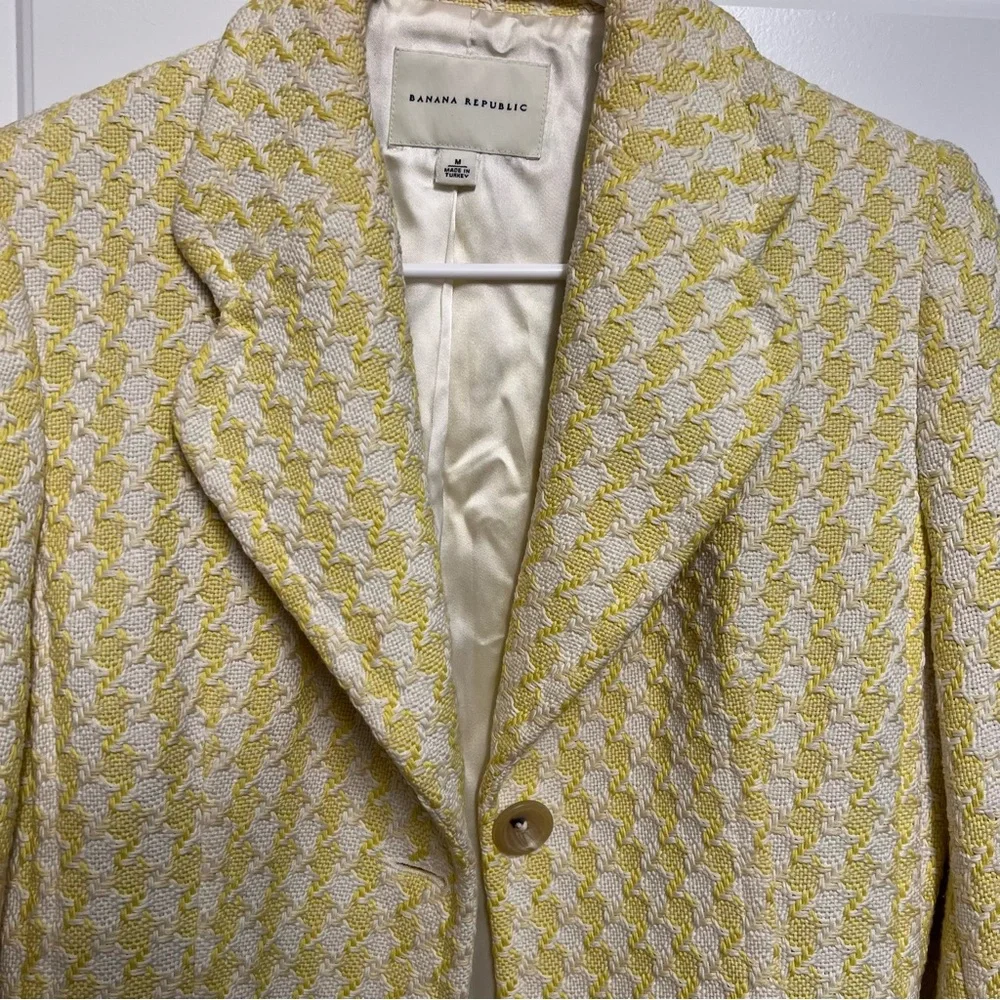 Banana Republic Yellow and White Trench Coat - Picture 5 of 7